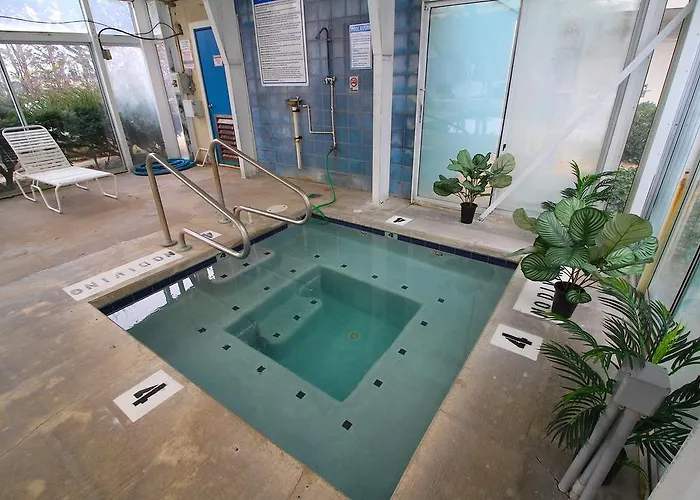 Bay Club By Kees Vacations 3*